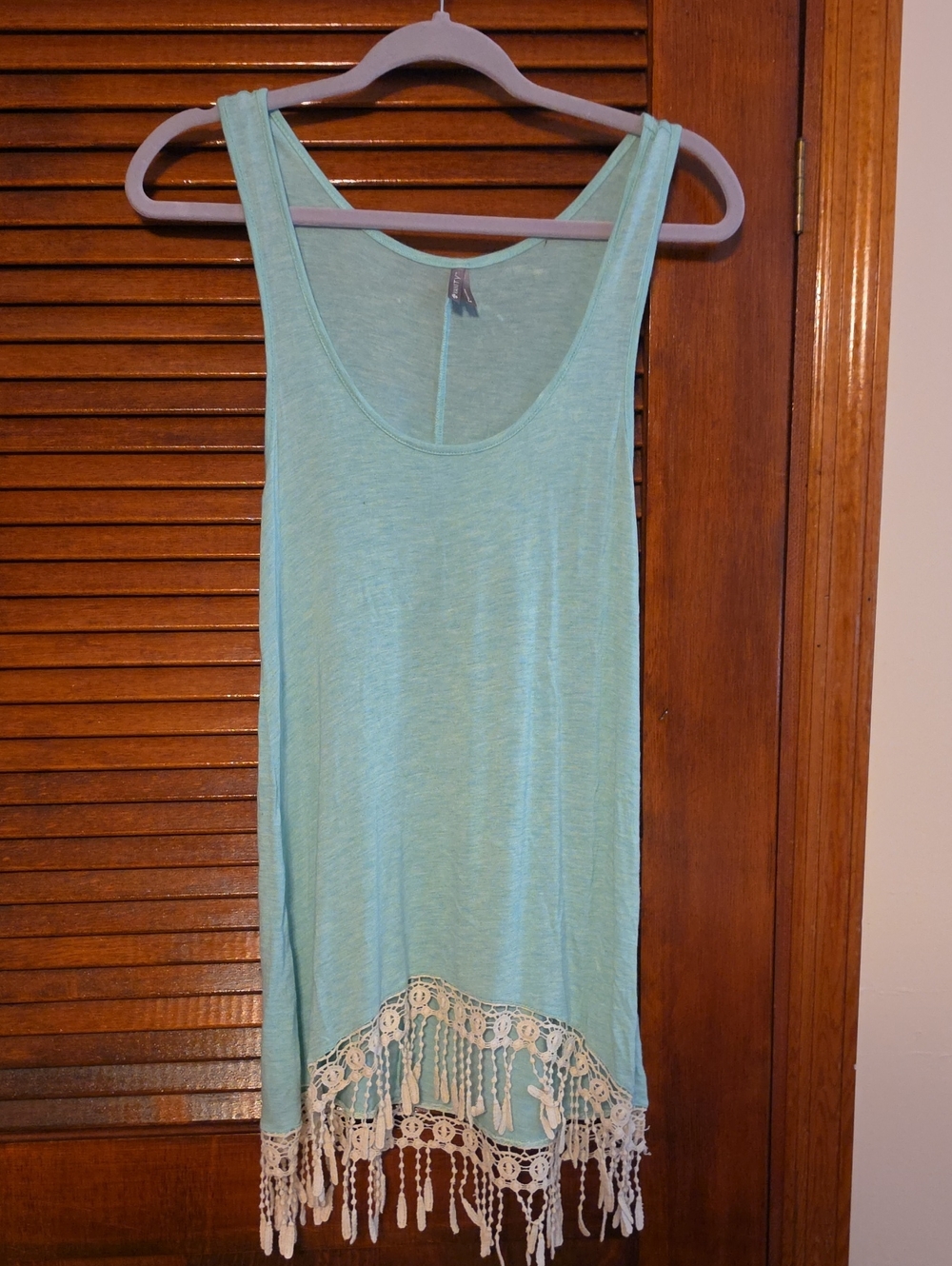 Vanity Light Aqua Tank with Crochet Fringe Hem
